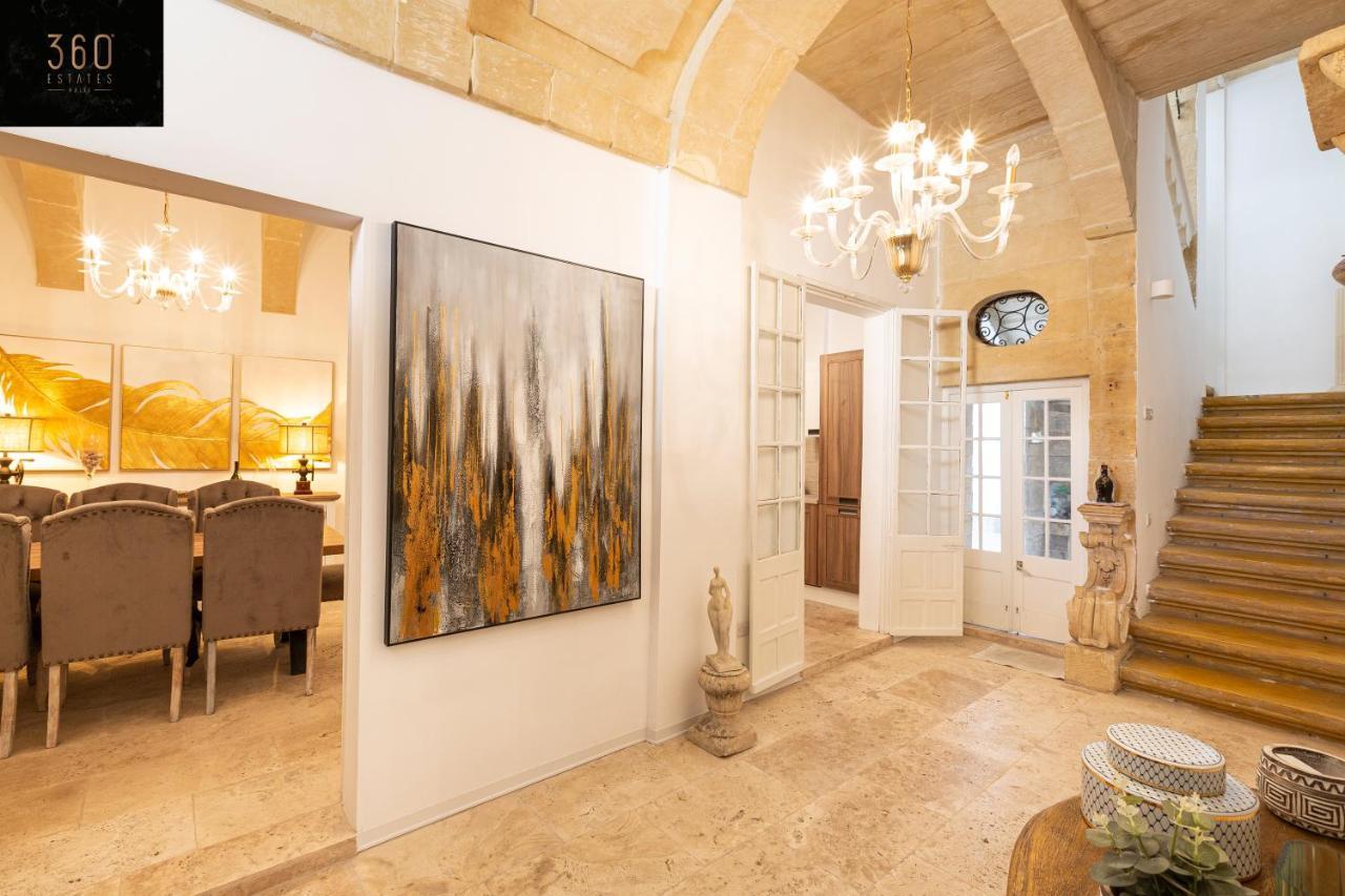 Apartamento Palazzo 16Th Century Mdina, Opposite St Paul'S Cathedral By 360 Estates Exterior foto