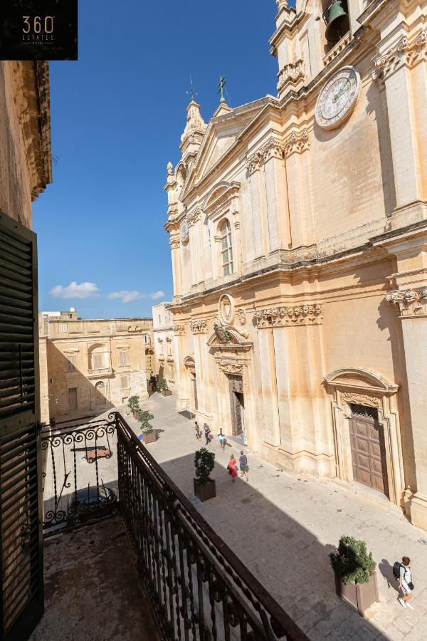 Apartamento Palazzo 16Th Century Mdina, Opposite St Paul'S Cathedral By 360 Estates Exterior foto