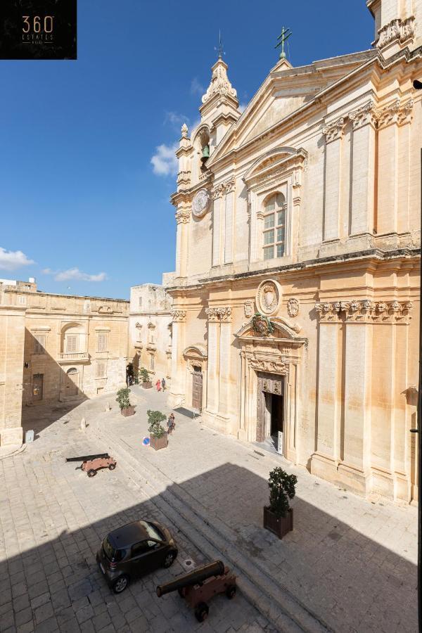 Apartamento Palazzo 16Th Century Mdina, Opposite St Paul'S Cathedral By 360 Estates Exterior foto