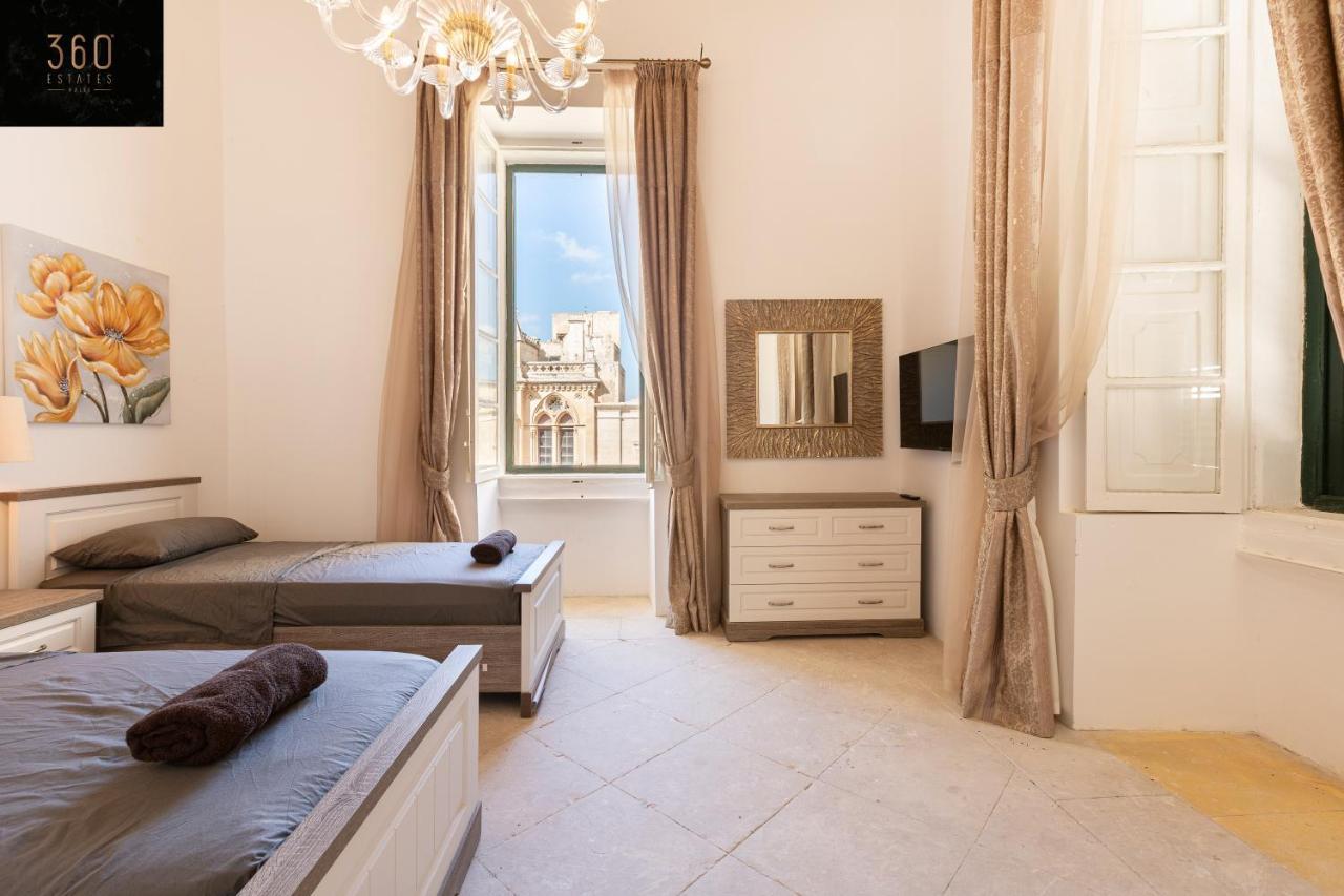 Apartamento Palazzo 16Th Century Mdina, Opposite St Paul'S Cathedral By 360 Estates Exterior foto