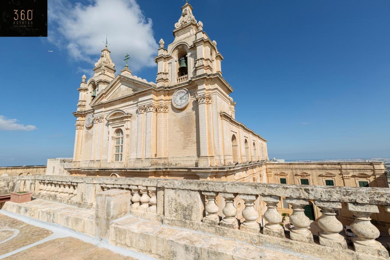 Apartamento Palazzo 16Th Century Mdina, Opposite St Paul'S Cathedral By 360 Estates Exterior foto