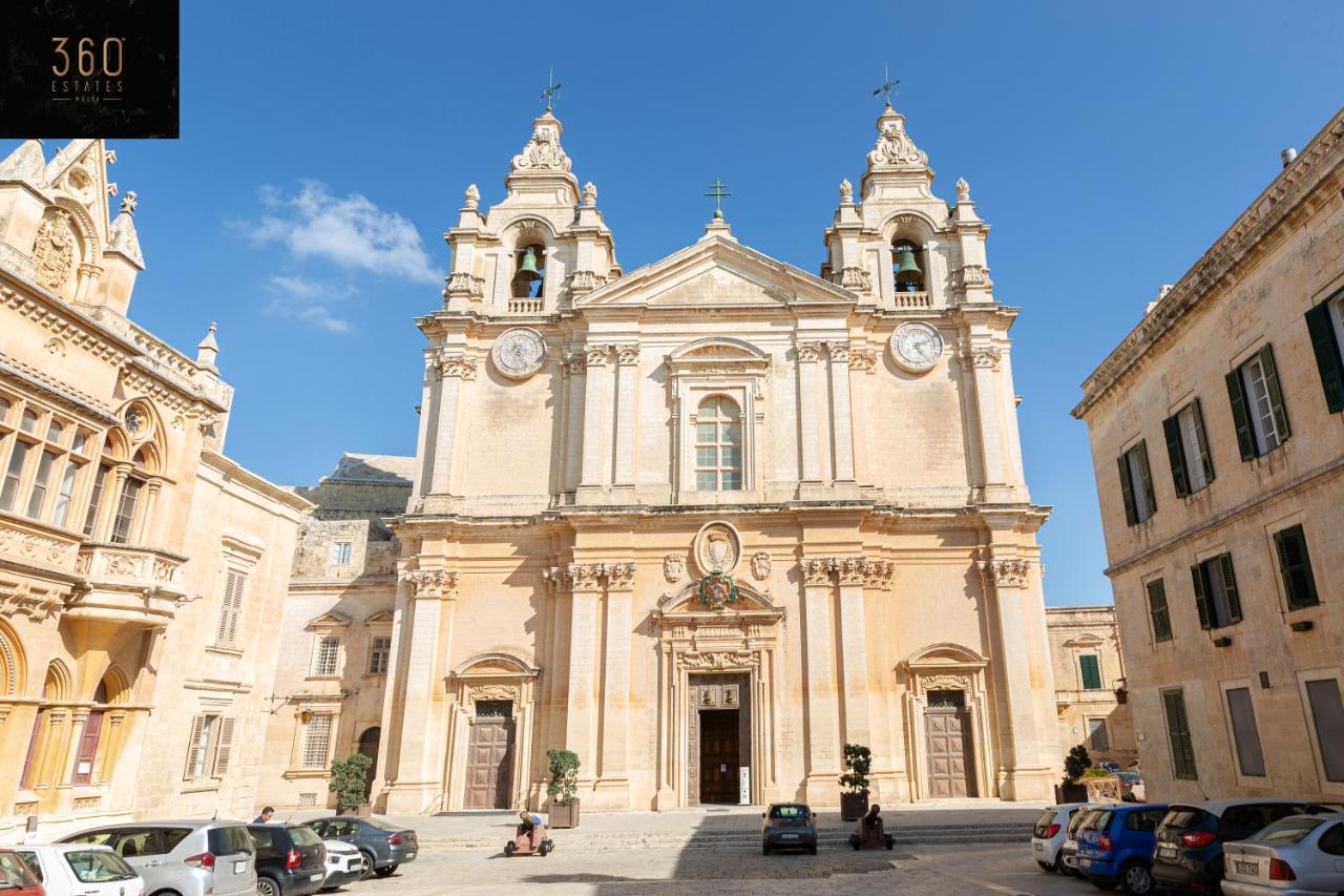 Apartamento Palazzo 16Th Century Mdina, Opposite St Paul'S Cathedral By 360 Estates Exterior foto